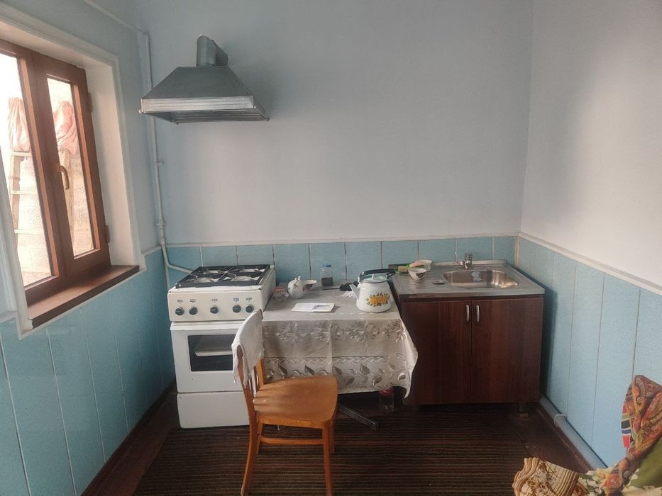 Продаётся дом в общем дворе, по гостиницу, ресторан, бизнес