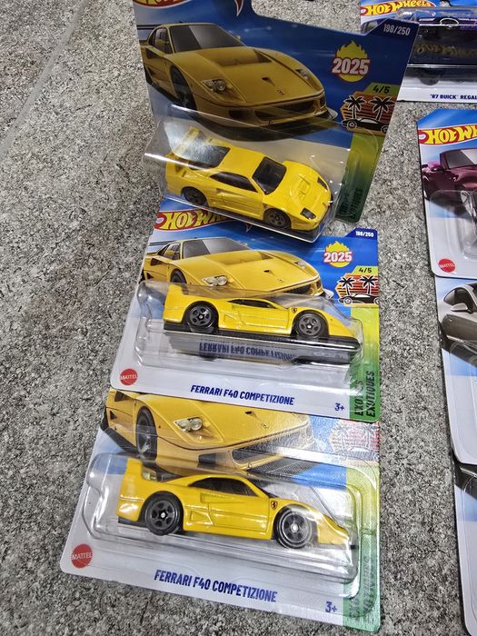 Hotwheels TH - Treasure Hunt - Buick Regal , Porche Pink, Ferrari , MB