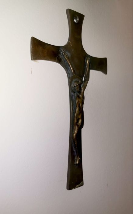 Бронзово разпятие 22х12 см религиозно художествено изкуство уникално