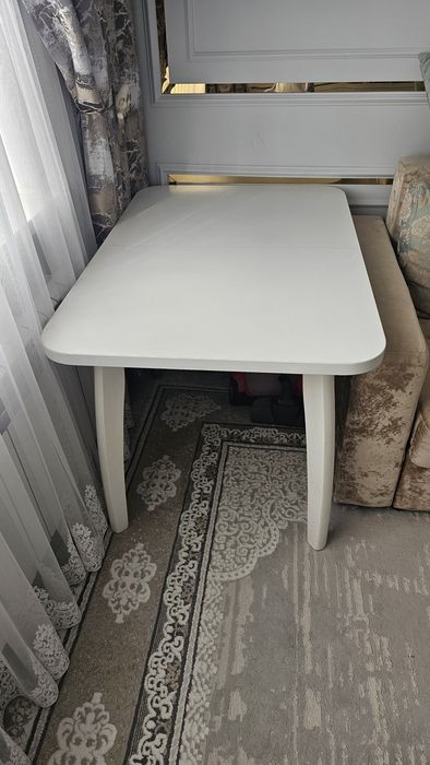 Продается кухонный стол