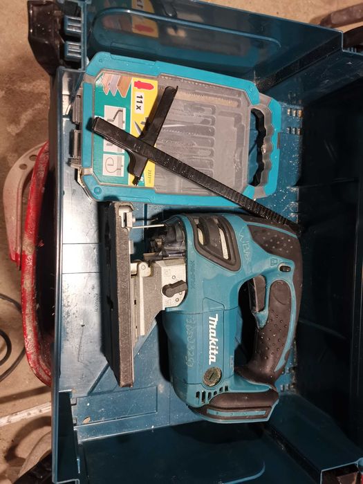Pendular Makita djv180