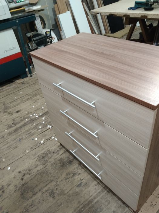 Новые Комоды. Цена указана.