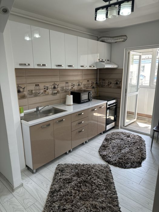 Inchiriez apartament 2 camere