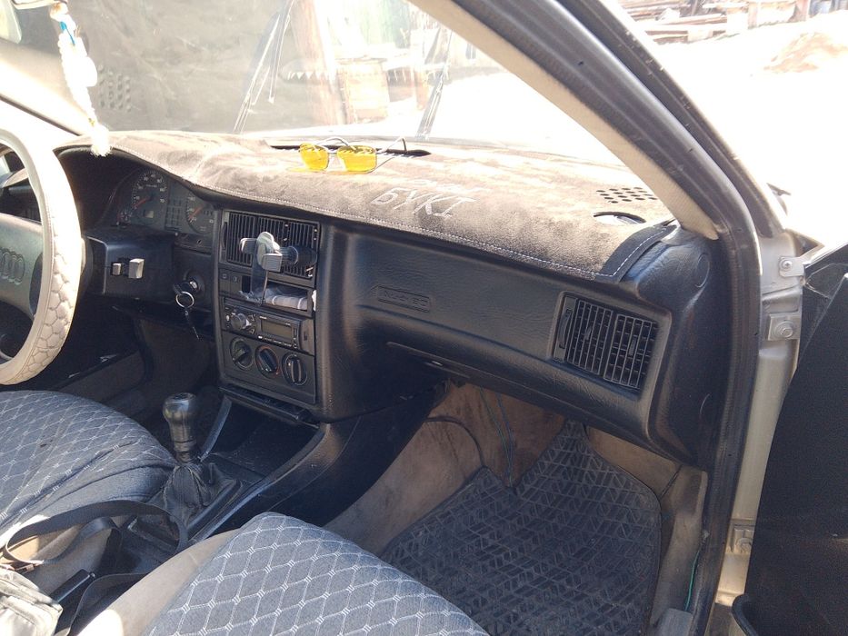 Продам Ауди 80 хорошем состоянии