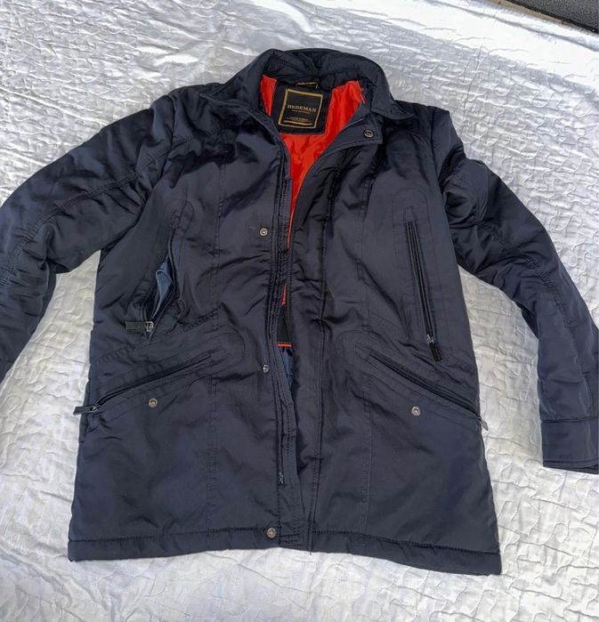 Продам мужские куртки.