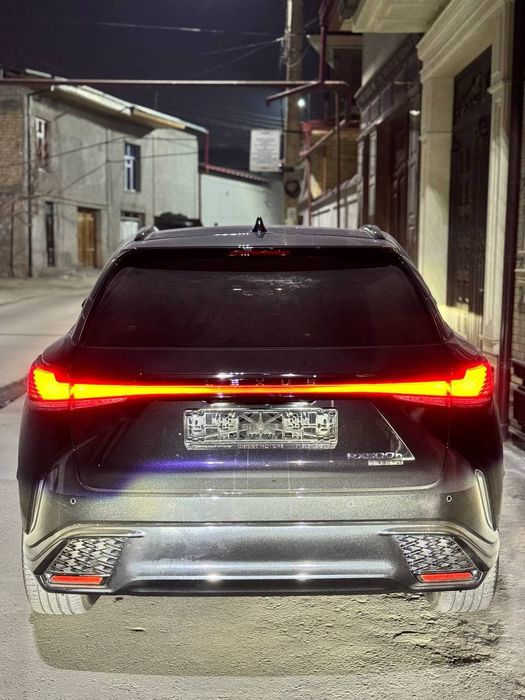 Lexus rx500h awd