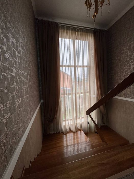 Продам коттедж в центре кшт