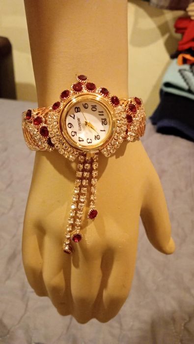 Ceas dama nou cu strasuri