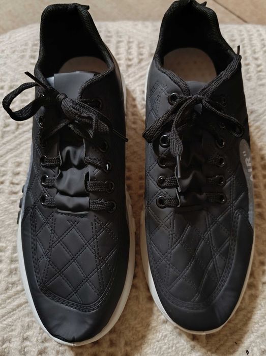 Мъжки спортни маратонки