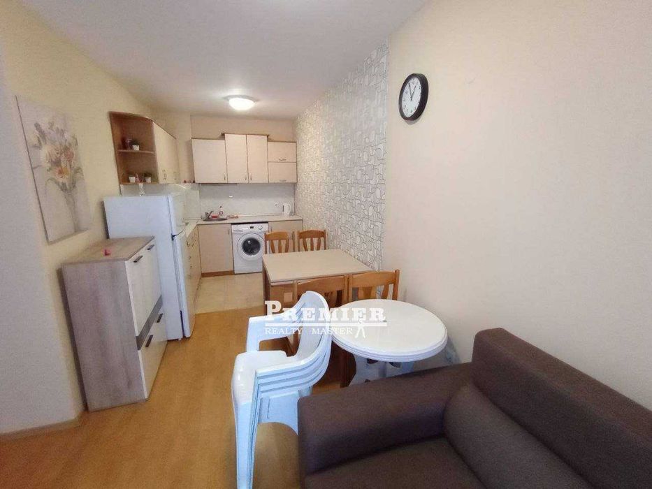 Продава се Двустаен апартамент в к.к. Слънчев бряг - 57 кв.м за 1211 €/кв.м - Снимка #1