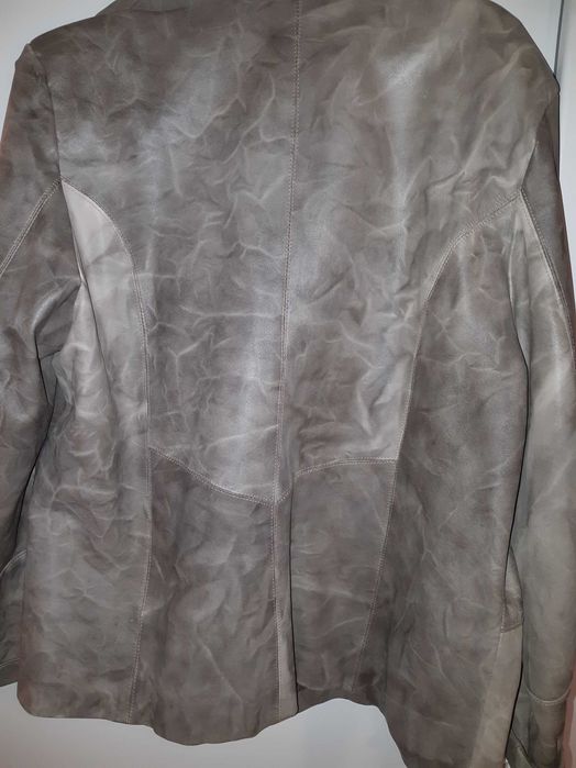 vand haina piele gri mar 52