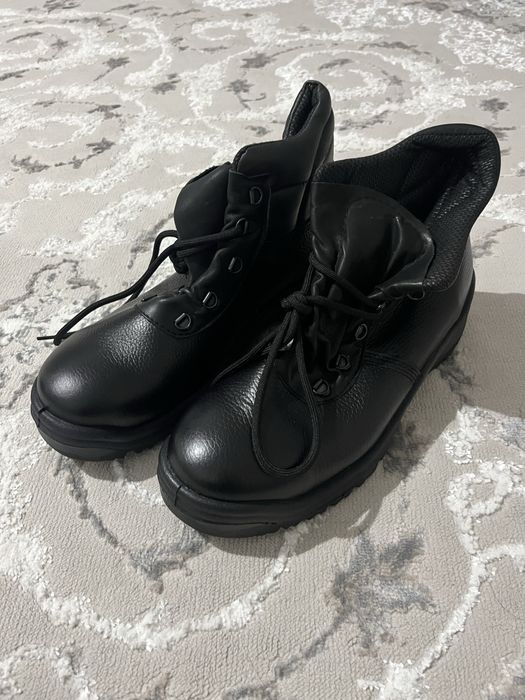 Спецобувь. Рабочие ботинки.