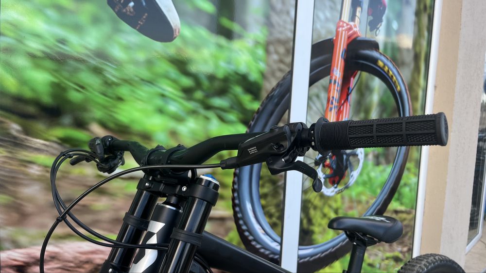 Scott gambler 720 2017/M/27.5 Downhill/мекица