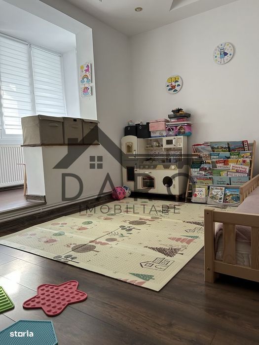 Apartament cu 3 camere