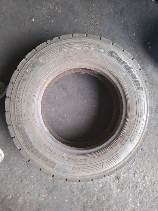 Колесо на мерседес грузовой