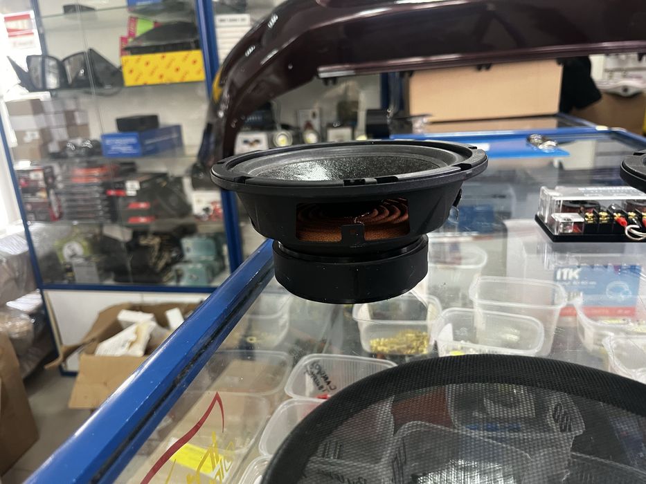 Продам 16 диманики