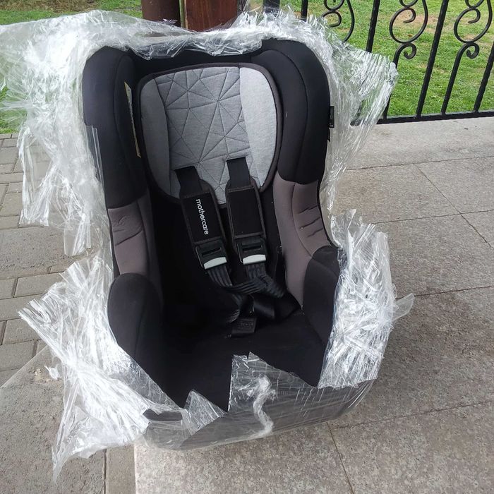 Продавам детско столче