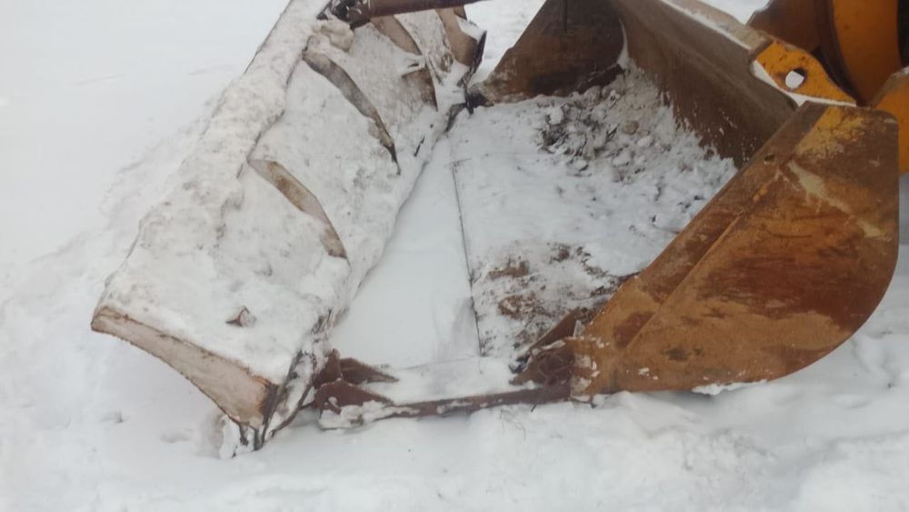 Продам отвал на трактор