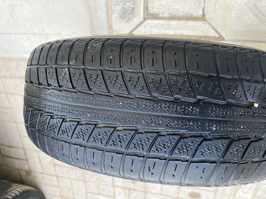 Покрышка 215/60/17