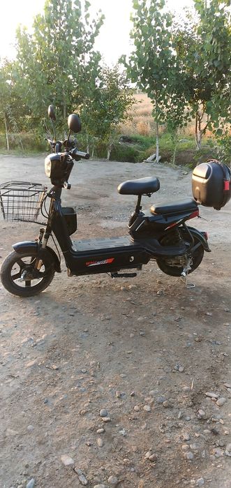 Електро скутир сотилади