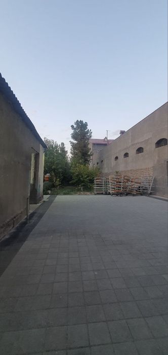 Земля 30 соток Кара камыш сзади птица базара.