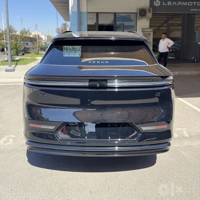 Zeekr 7x standart RWD 2024.08