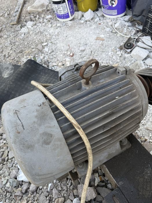 Motor electric trifazat 380-220