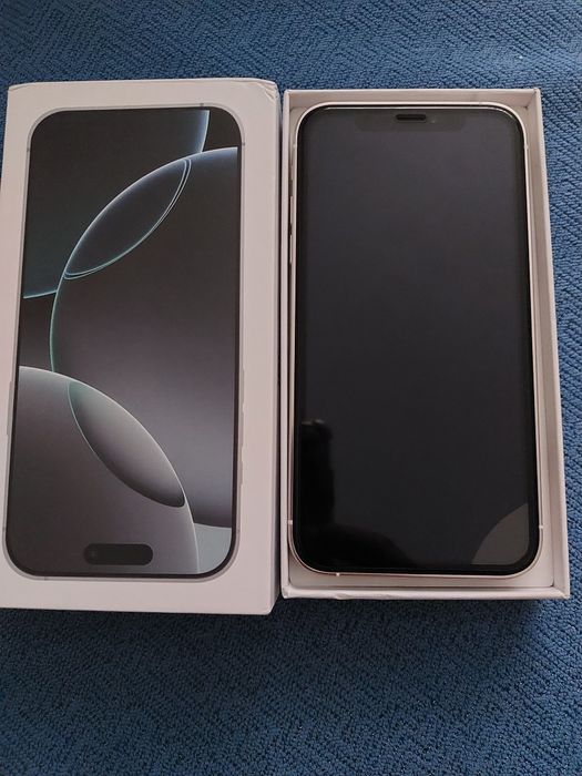 Продам Iphone XR 16 pro