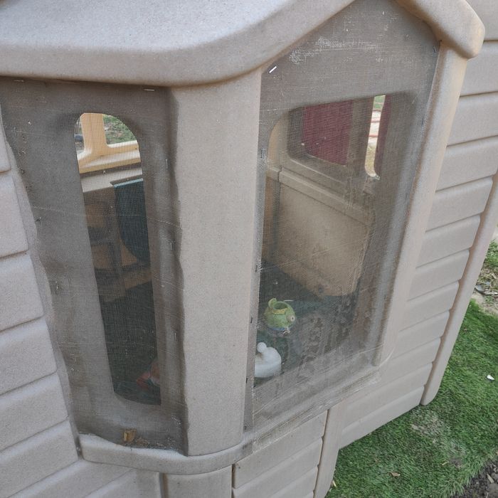 Детский игрушечный домик