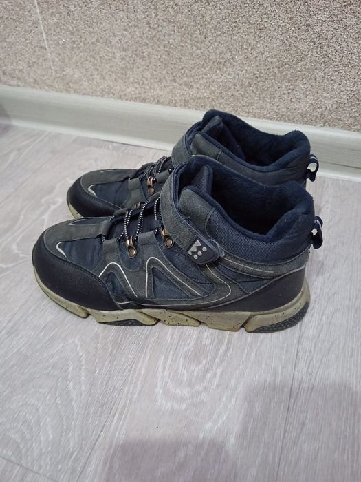 Продам ботинки Jook