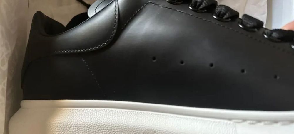 !! Reducere !! Adidasi/Sneakers Alexander McQueen negrii