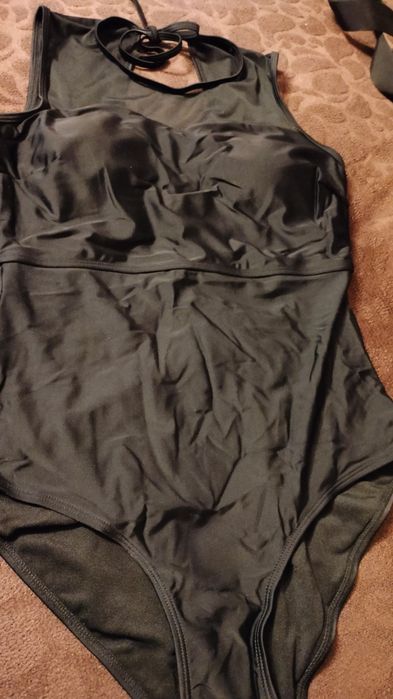 Дамски бански размер L, НОВ.