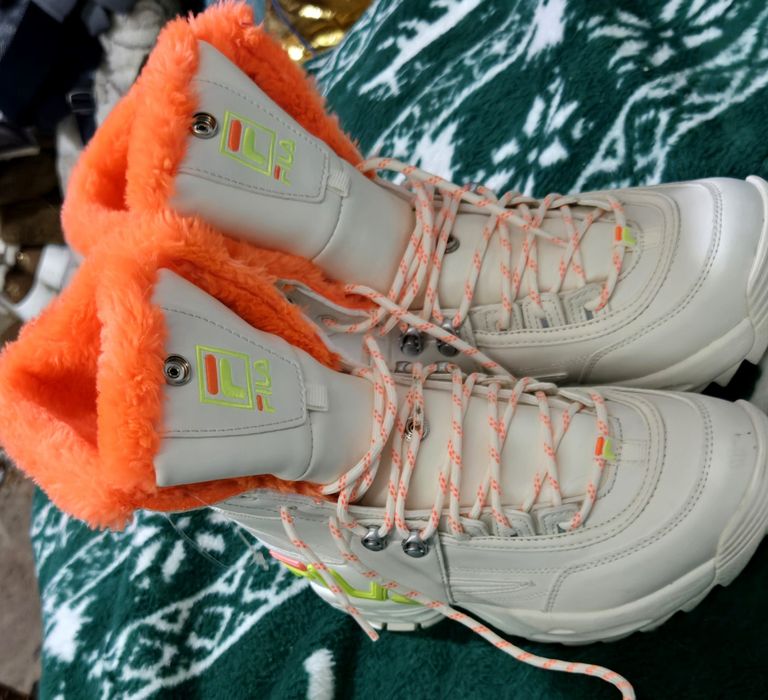 Fila оригинални уникални дамски ботуши  естествена кожа 38 1/2