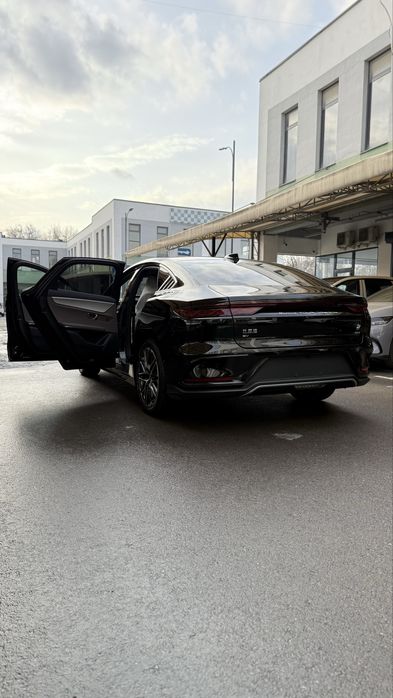 Byd Han 635km сотувда тайёр янги