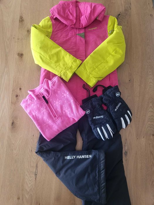 Ски екип за момиче 10 год.– яке, панталон, ръкавици и полар