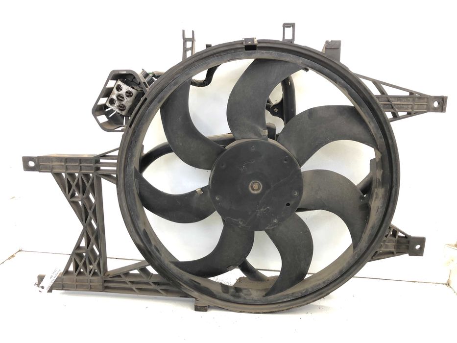 Перка охлаждане радиатор от Nissan primera p12 2004г