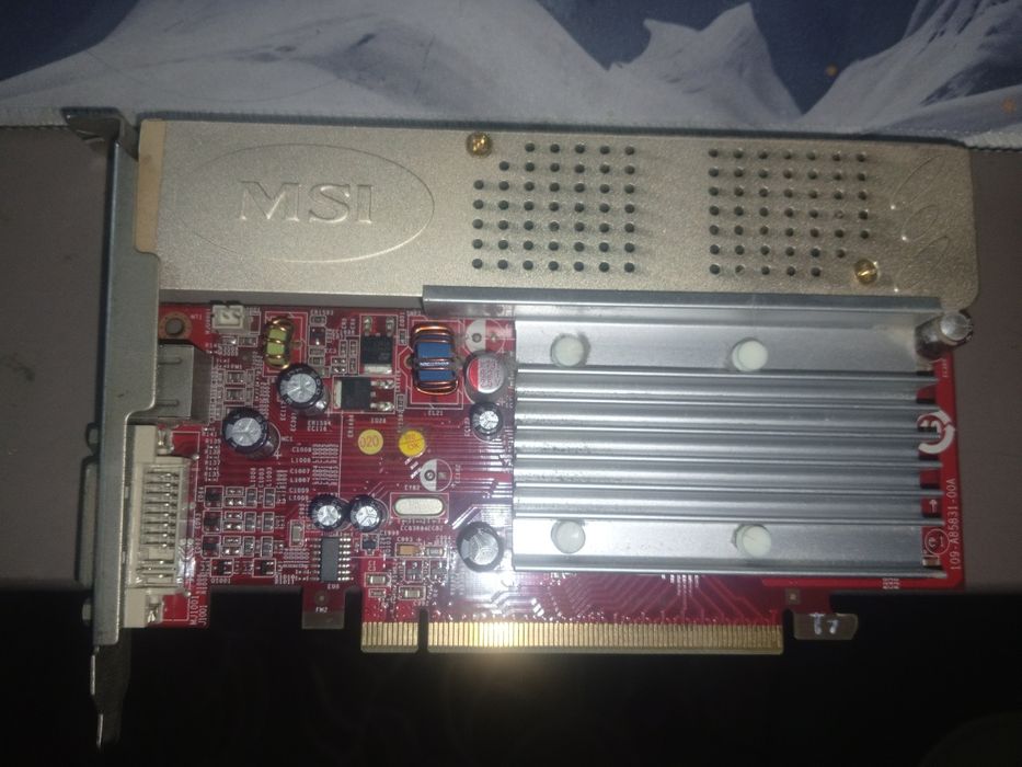 Видеокарта ATI Radeon X1600 PRO