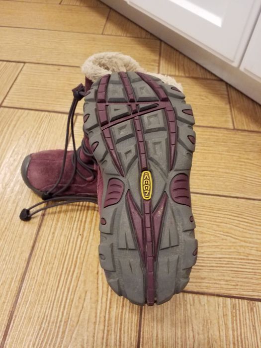 Cizme Keen piele naturala mărime 28. Impermeabile.