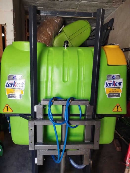 Навесна щангова пръскачка