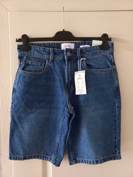 Мъжки нов къс дънков панталон RESERVED, размер 30