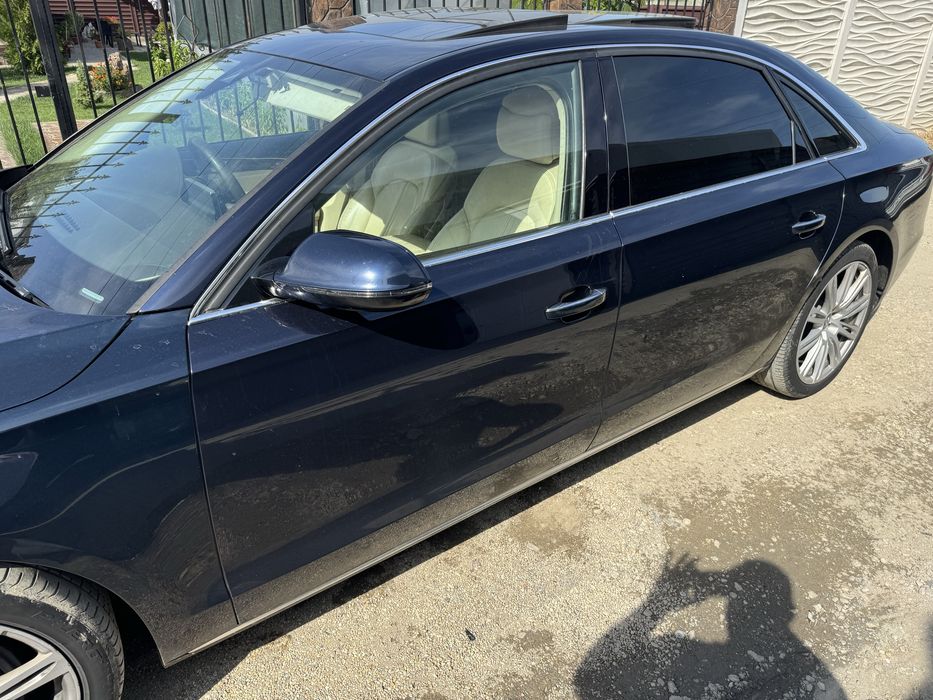 Dezmembrez/Dezmembrari  Audi A8 D4 3.0 Tdi Long