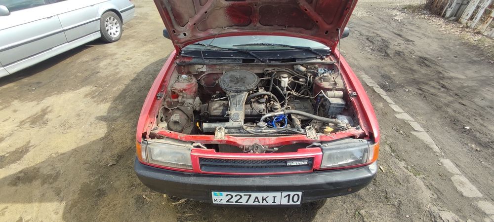 Продам Мазду 323