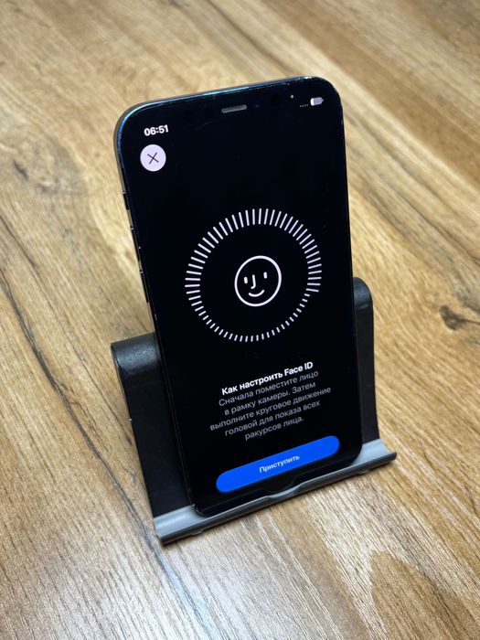 Продам айфон 12 IPhone 12
