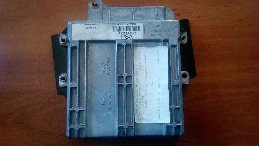 Компютър ECU Пежо 406 1.8 16V