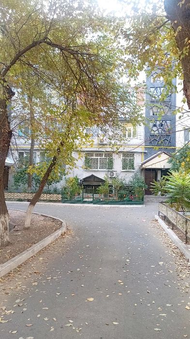 3х ком. кв. продам в 10мкр дом 35