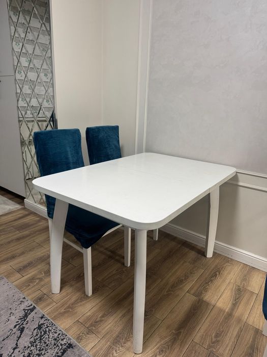 Стол кухонный. Б/У.