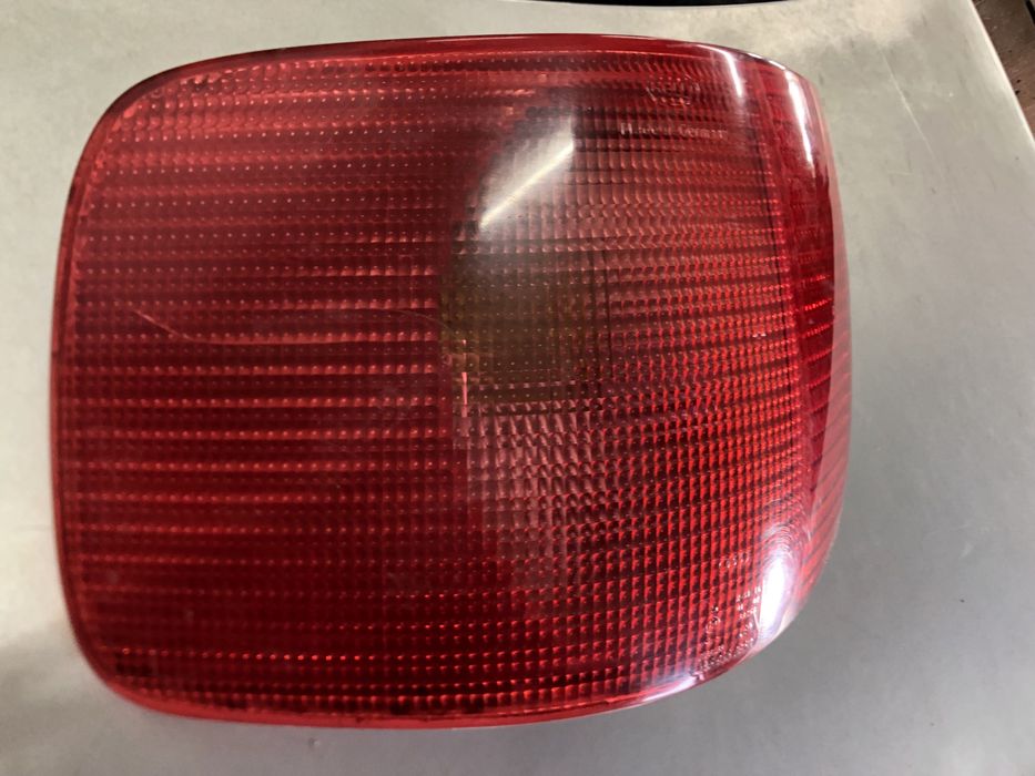 Продам фонарь левый ауди а6 с4