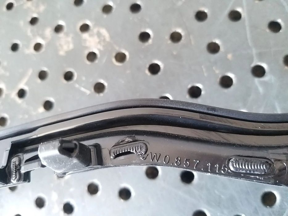 Rama ceasuri bord audi a4 b9 8w 8w0857115