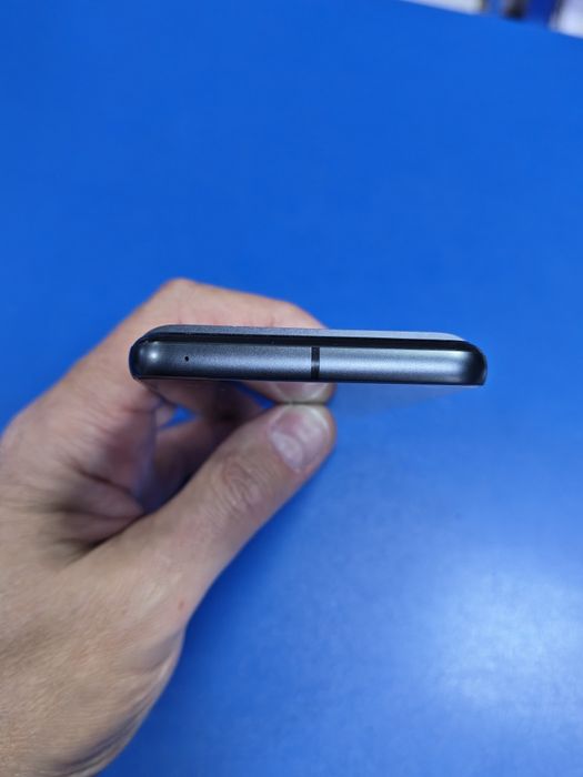 Google Pixel 8, 128 Гб.
