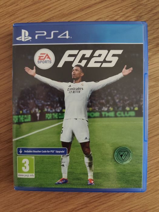 Игра FC25 за PS4 - перфектна, като нова
